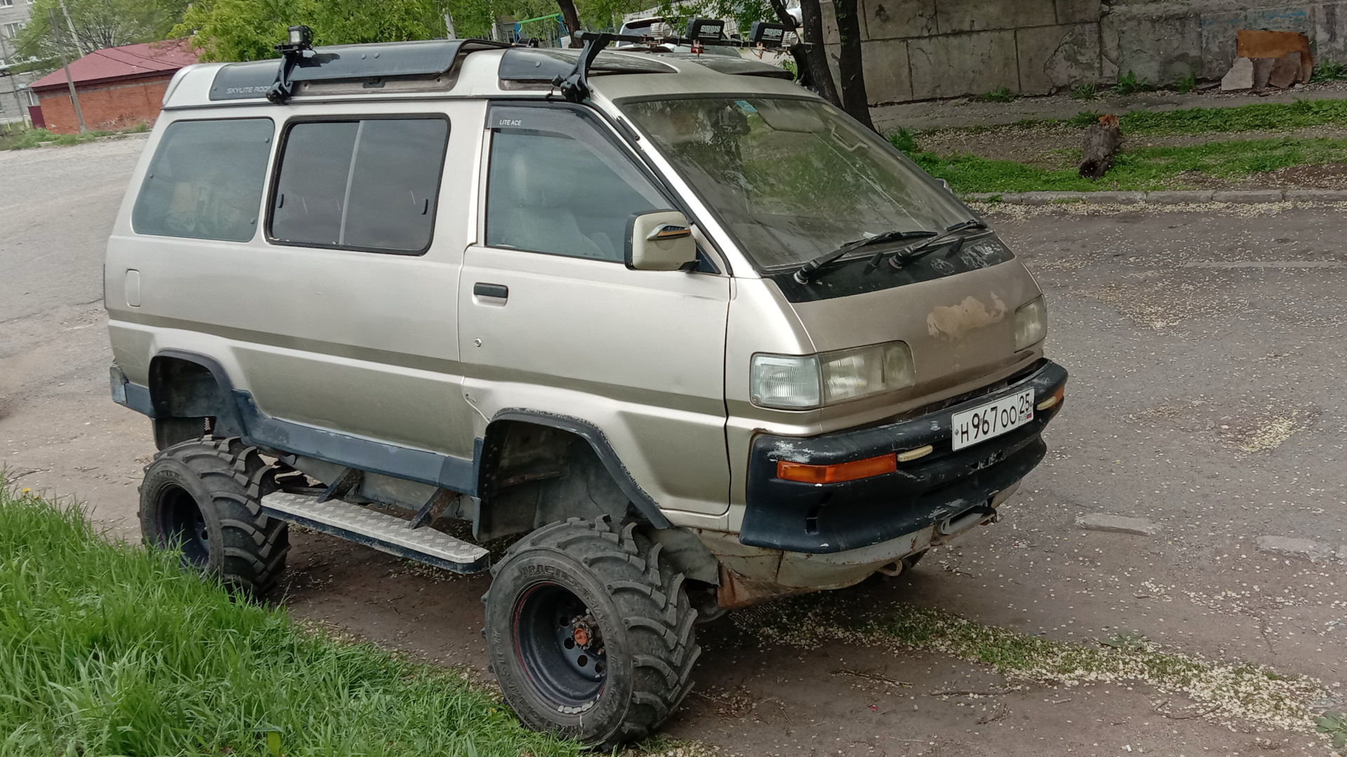 Toyota Lite Ace 2.0 бензиновый 1990 | CM40G,рамный,1G-FE,29,5