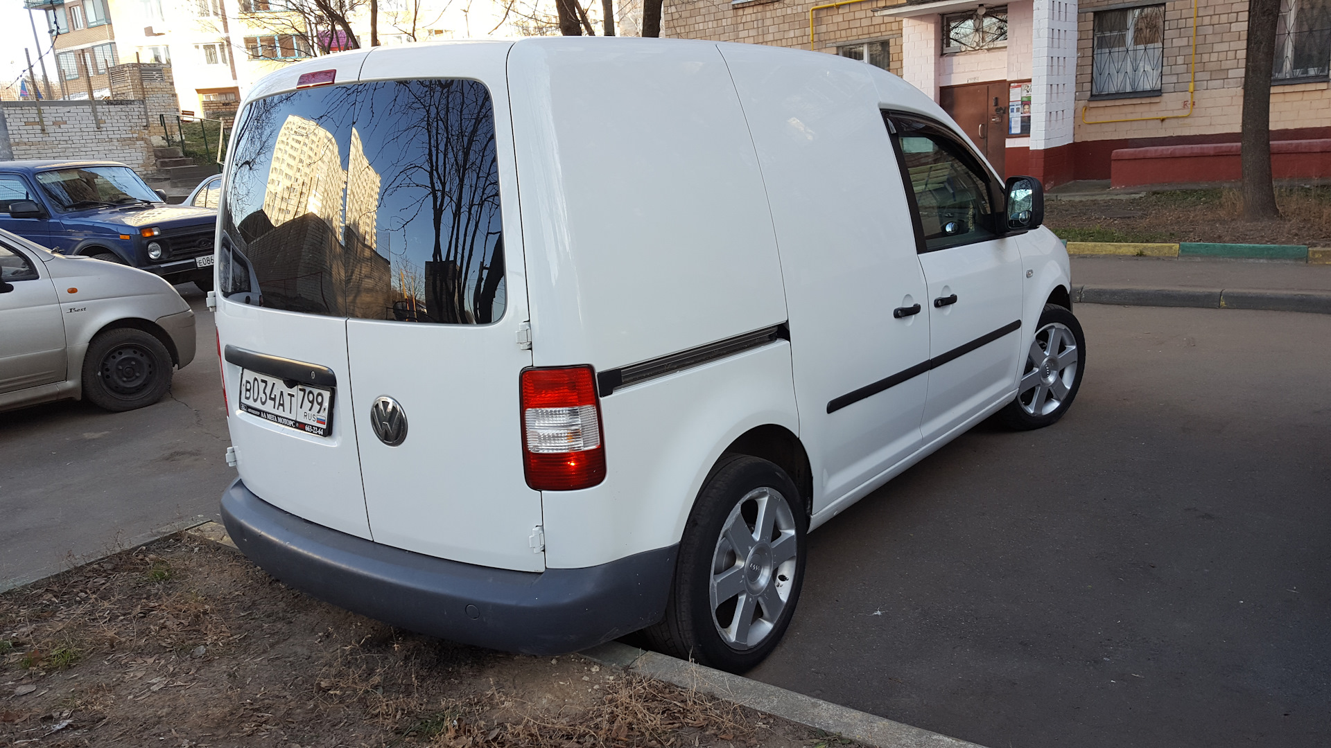 Volkswagen caddy авито