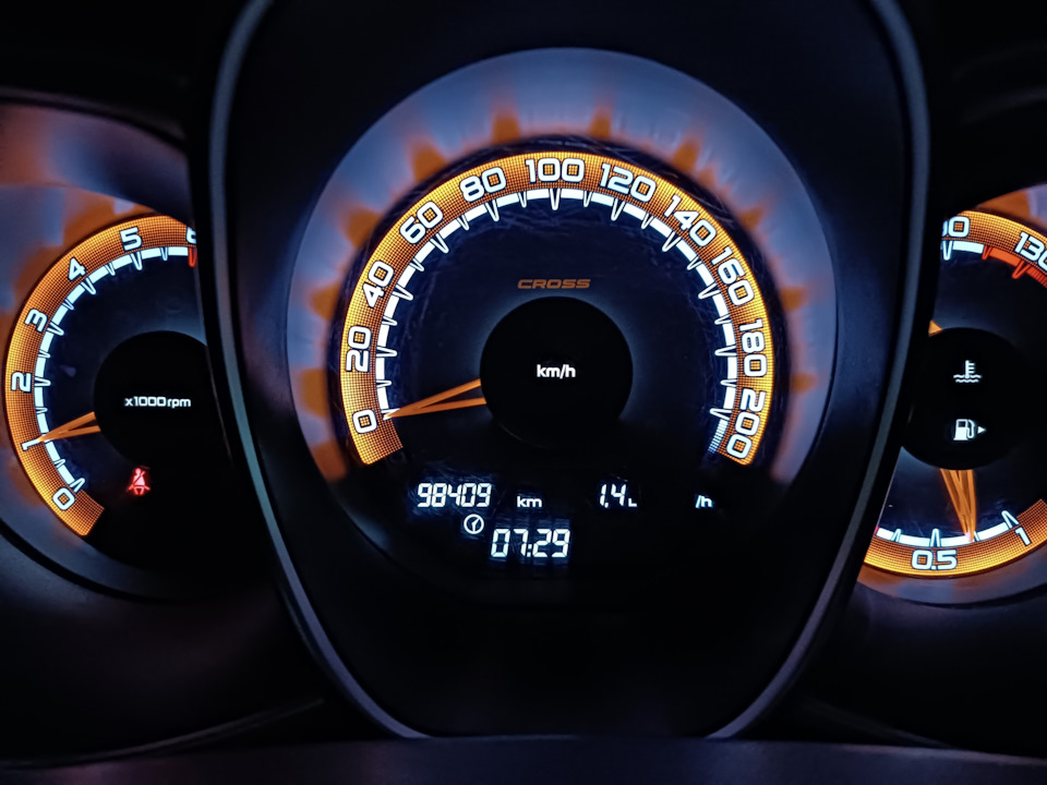 Утром завелся… — Lada Vesta Cross (1G)