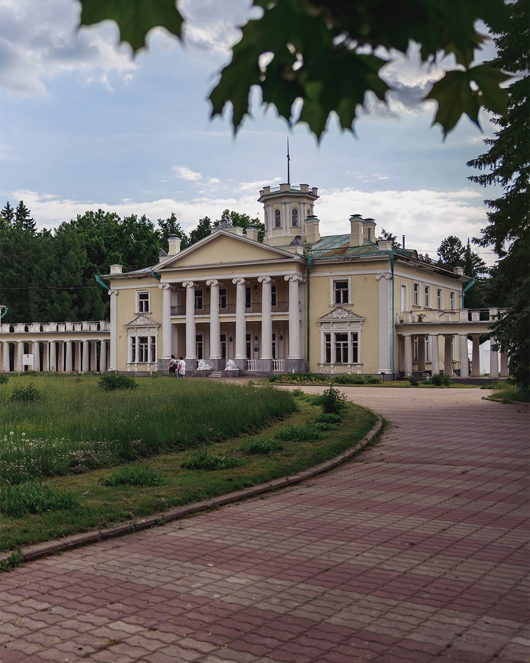 Фото усадьбы валуево