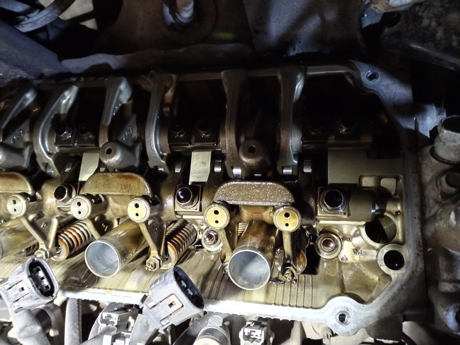 Регулировка клапанов — Mitsubishi Outlander XL, 3 л, 2008 года ...