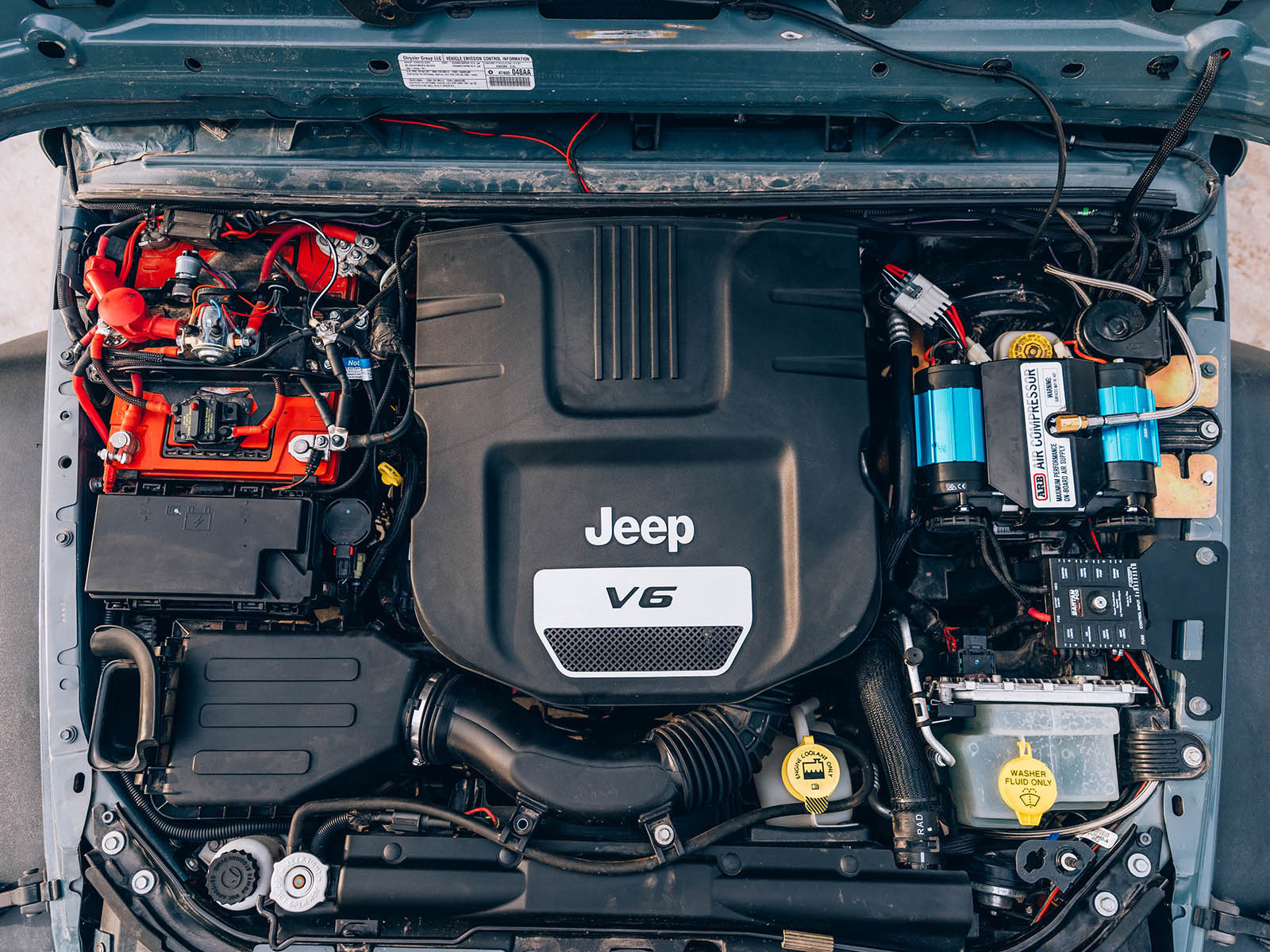 аккумулятор jeep wrangler. акб jeep wrangler 2. 8d ens 60 000. акб джип вранглер 1994. аккумулятор jeep wrangler.