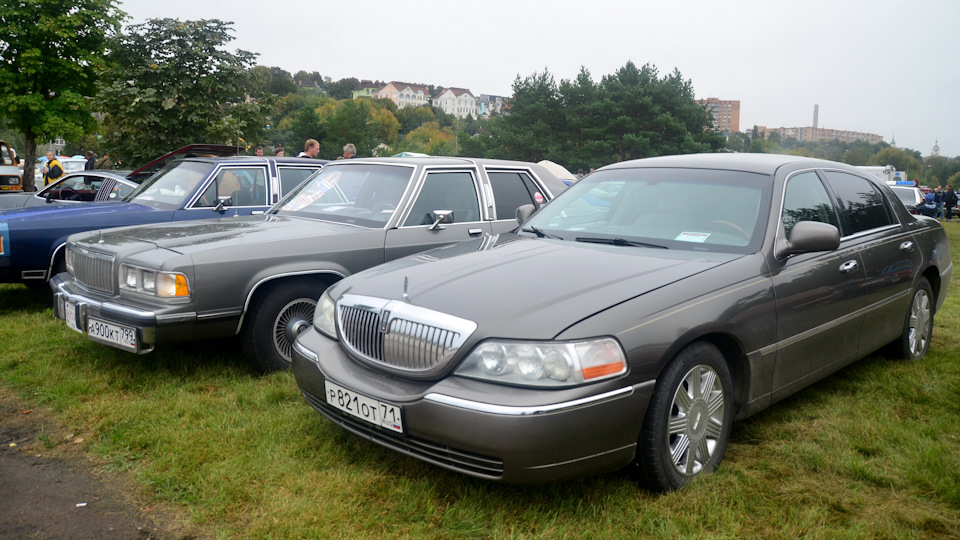 Мой Линкольн и Mercury Grand Marquis 1-го поколения. — Lincoln Town Car III