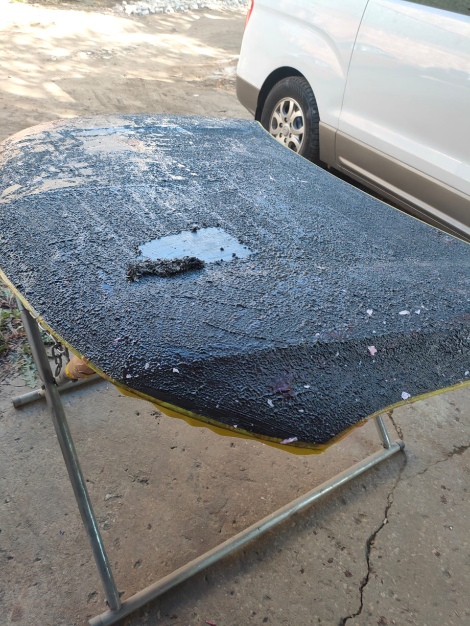 Сначала смывка старой краски — Mitsubishi L200 (5G)