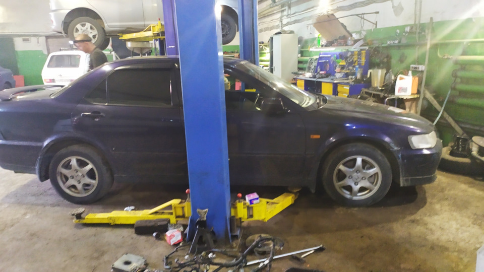 Ступичный подшипник умер… — Honda Accord (6G), 1,8 л, 1999 года ...