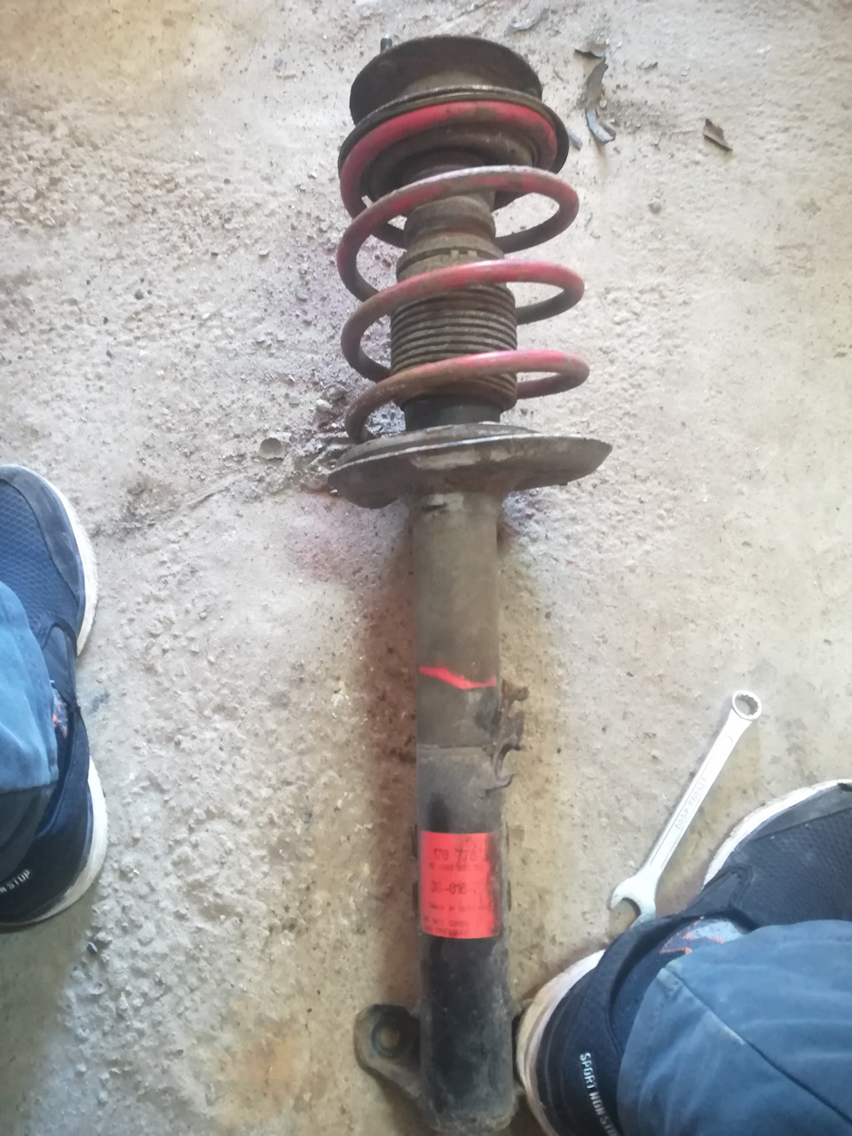 Замена передних пружин на короткие — BMW 3 series Touring (E36), 2,5 л ...