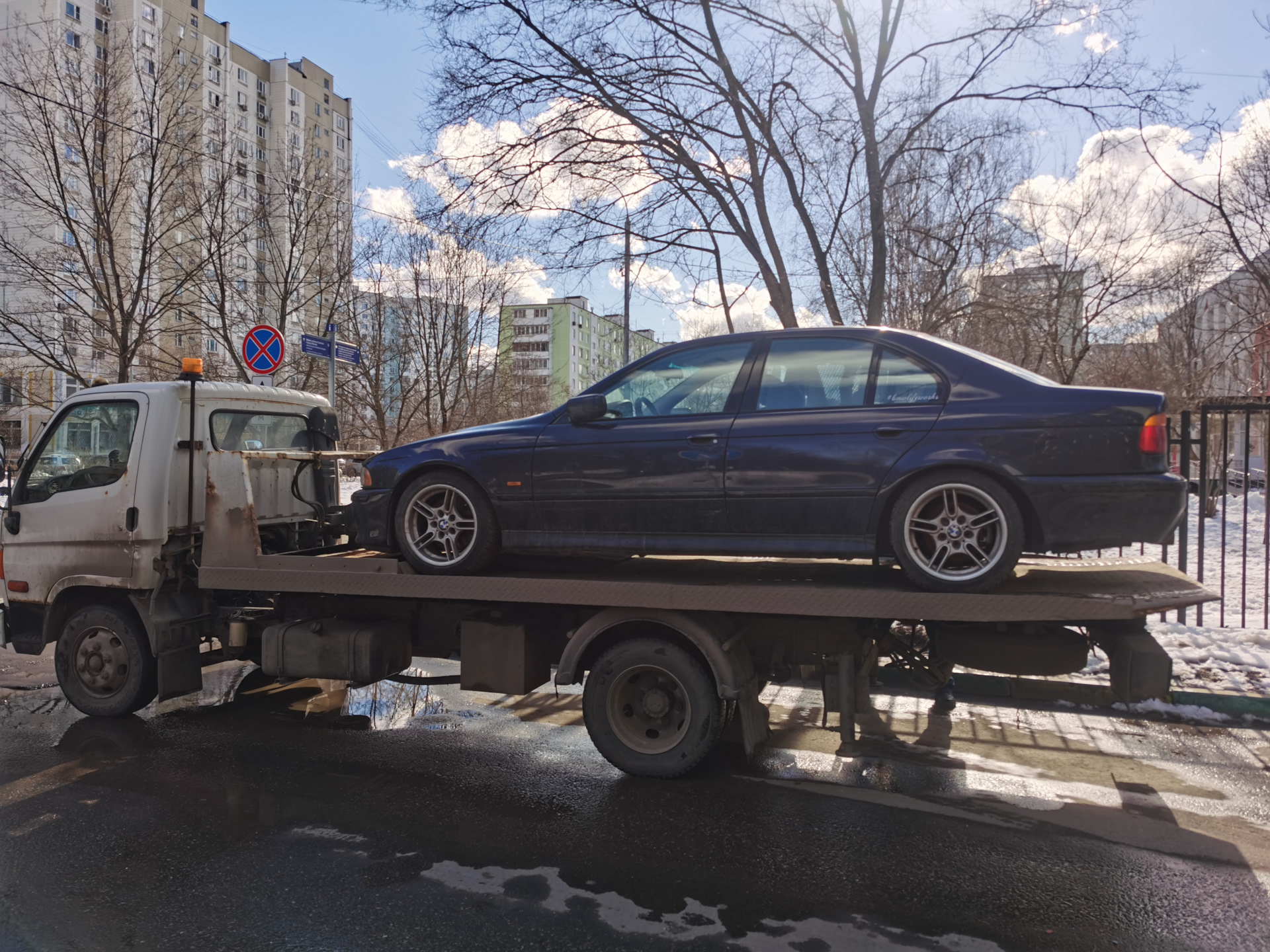 Повод прокатиться на эвакуаторе — BMW 5 series (E39), 3,2 л, 1997 года |  поломка | DRIVE2