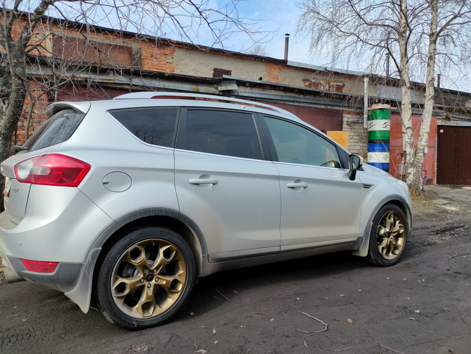 Фото в бортжурнале Ford Kuga (1G)