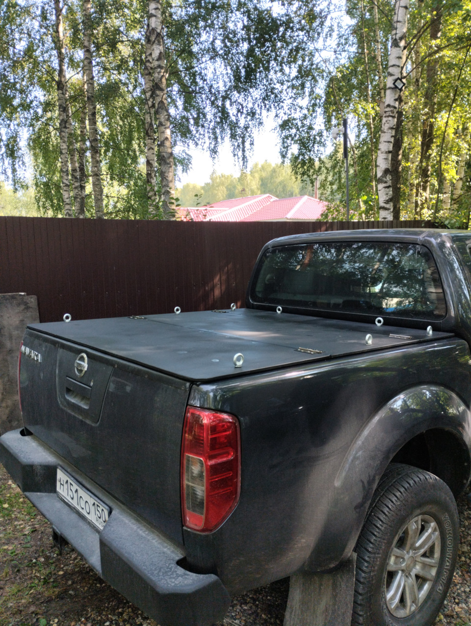 Бюджетная крышка — Nissan Navara (2G), 2,5 л, 2008 года | своими руками ...