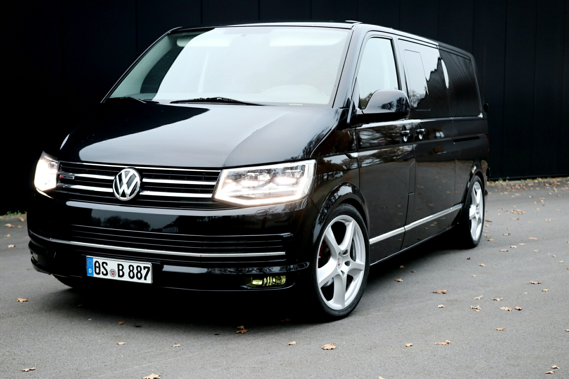 Фольксваген транспортер т6 графит. Фольксваген транспортер т5 дизель. Фольсфаген транспортёр т5. Фольксваген транспортер 5. Фольксваген транспортер т5 дизель.