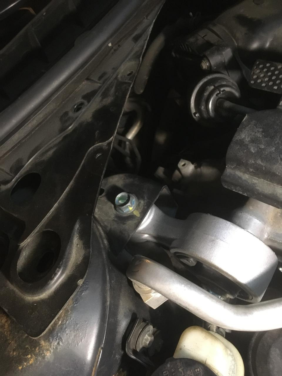 Подушка двигателя. — Nissan Teana (J32), 2,5 л, 2010 года | своими ...