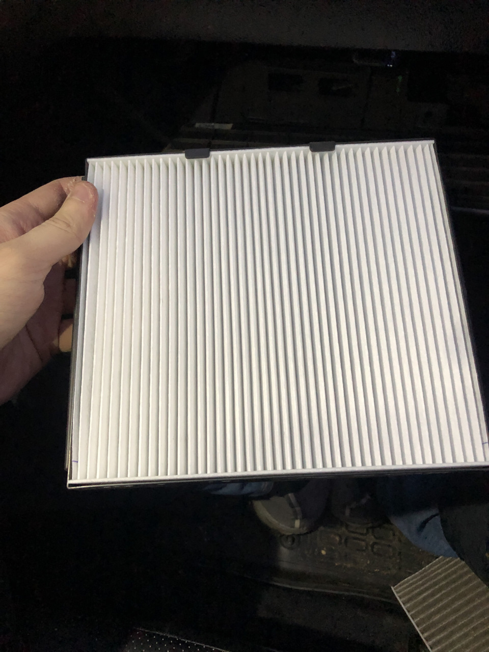 Замена салонного фильтра — KIA Rio (3G), 1,4 л, 2017 года | запчасти ...