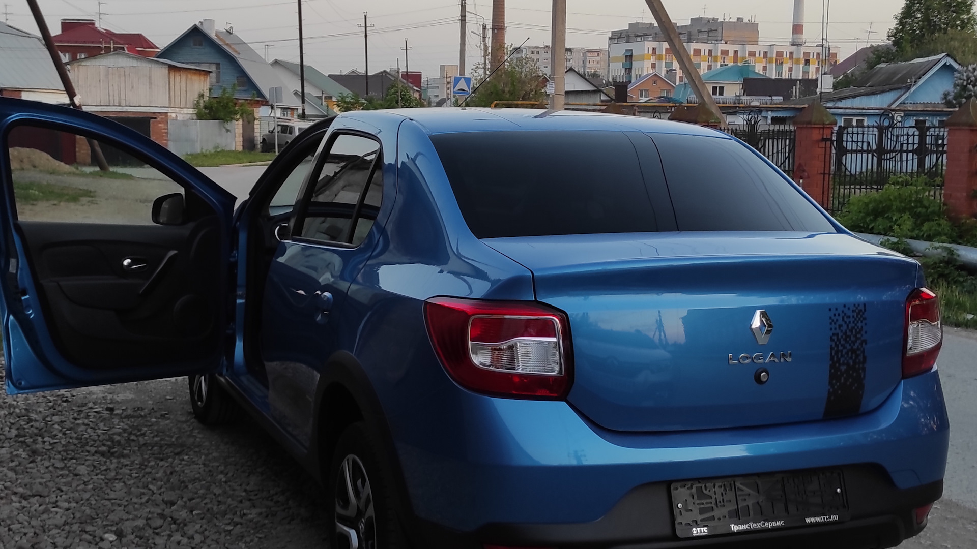 Renault Logan Stepway 1.6 бензиновый 2021 | Blue style на DRIVE2