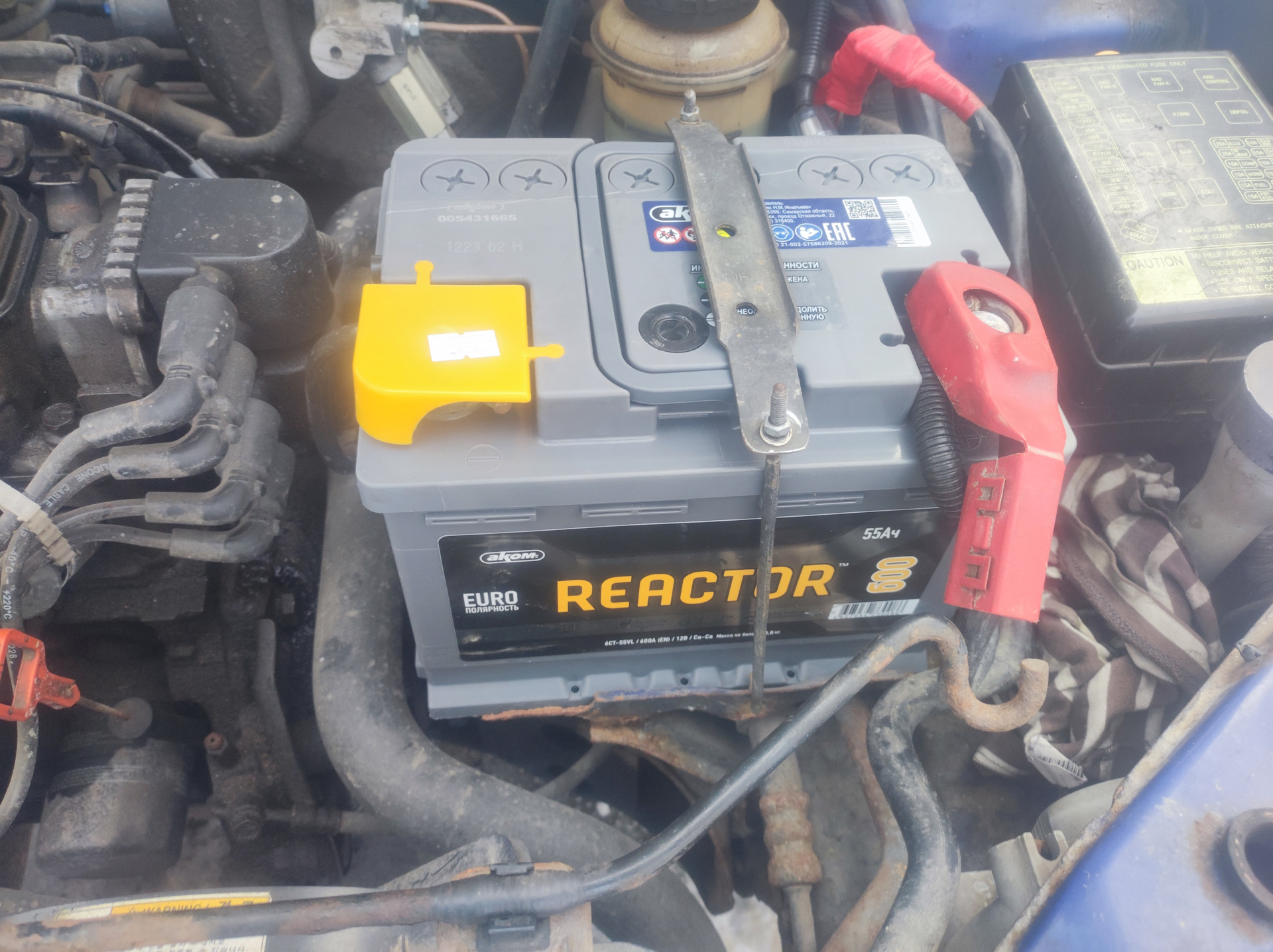 Емкости акб 12в для авто таблица. Сила тока заряда автомобильного аккумулятора. Расшифровка маркировки аккумулятора. Аккумуляторные батареи agm. Максимальный ток заряда 60 аккумулятора.