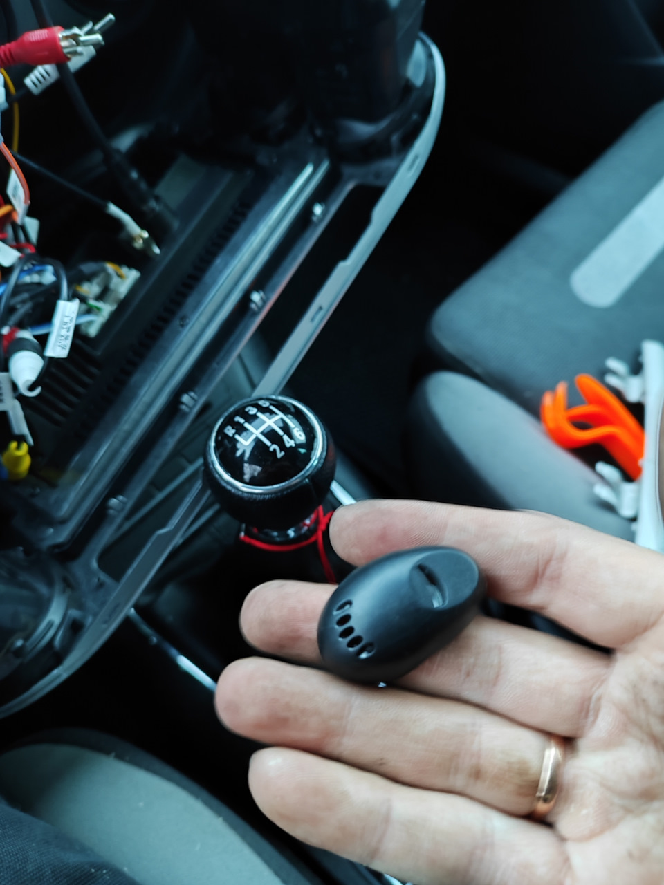Внешний микрофон Teyes — Volkswagen Tiguan (1G), 2 л, 2007 года ...