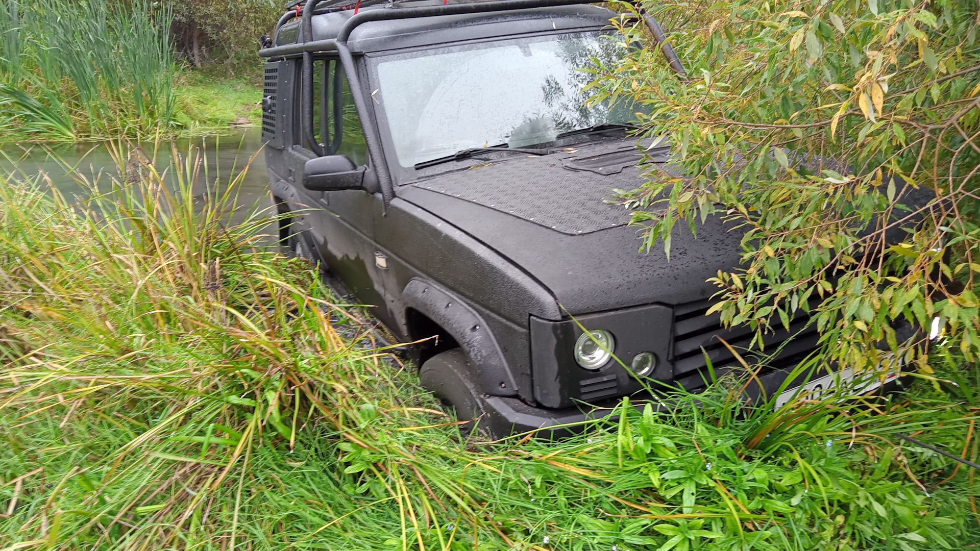 Land Rover Discovery I 3.9 бензиновый 1996 | Зомби-апокалипсис на DRIVE2