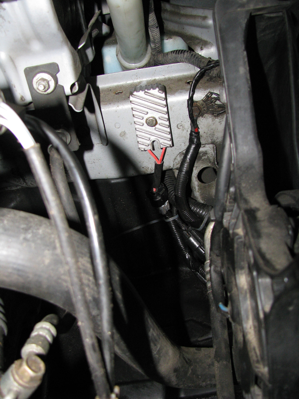 Дополнительный вентилятор — Chevrolet Lacetti SW, 1,6 л, 2008 года ...