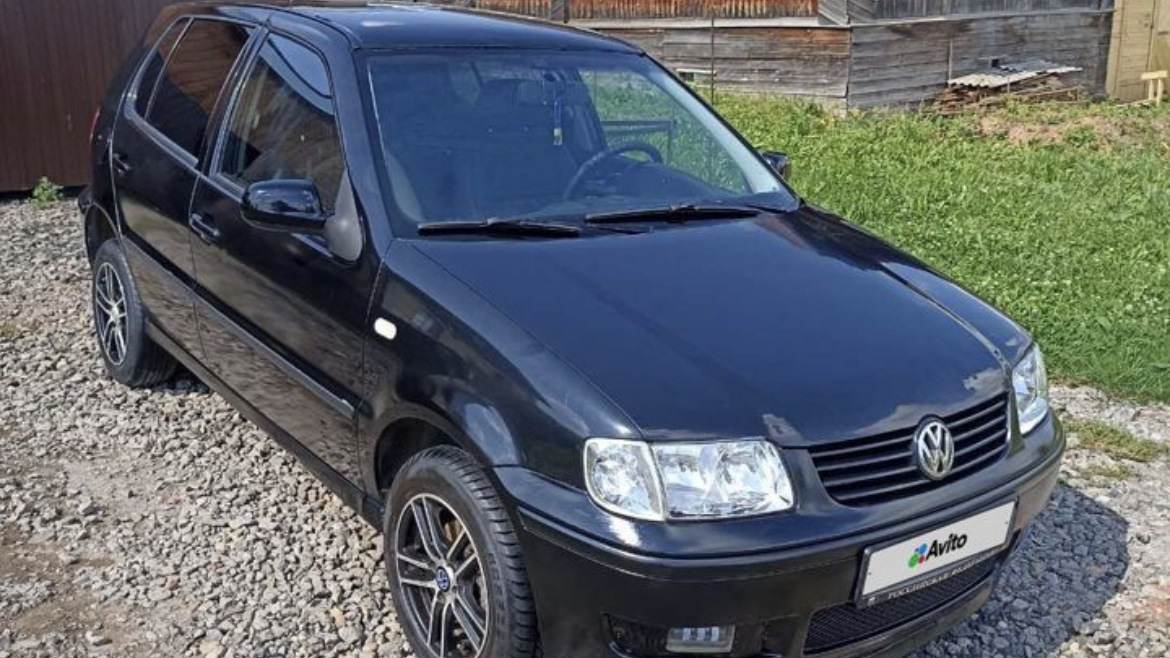 Volkswagen polo хэтчбек 2000. Фольксваген поло хэтчбек 2000. Volkswagen polo 2000 года. 4. 4 2000.