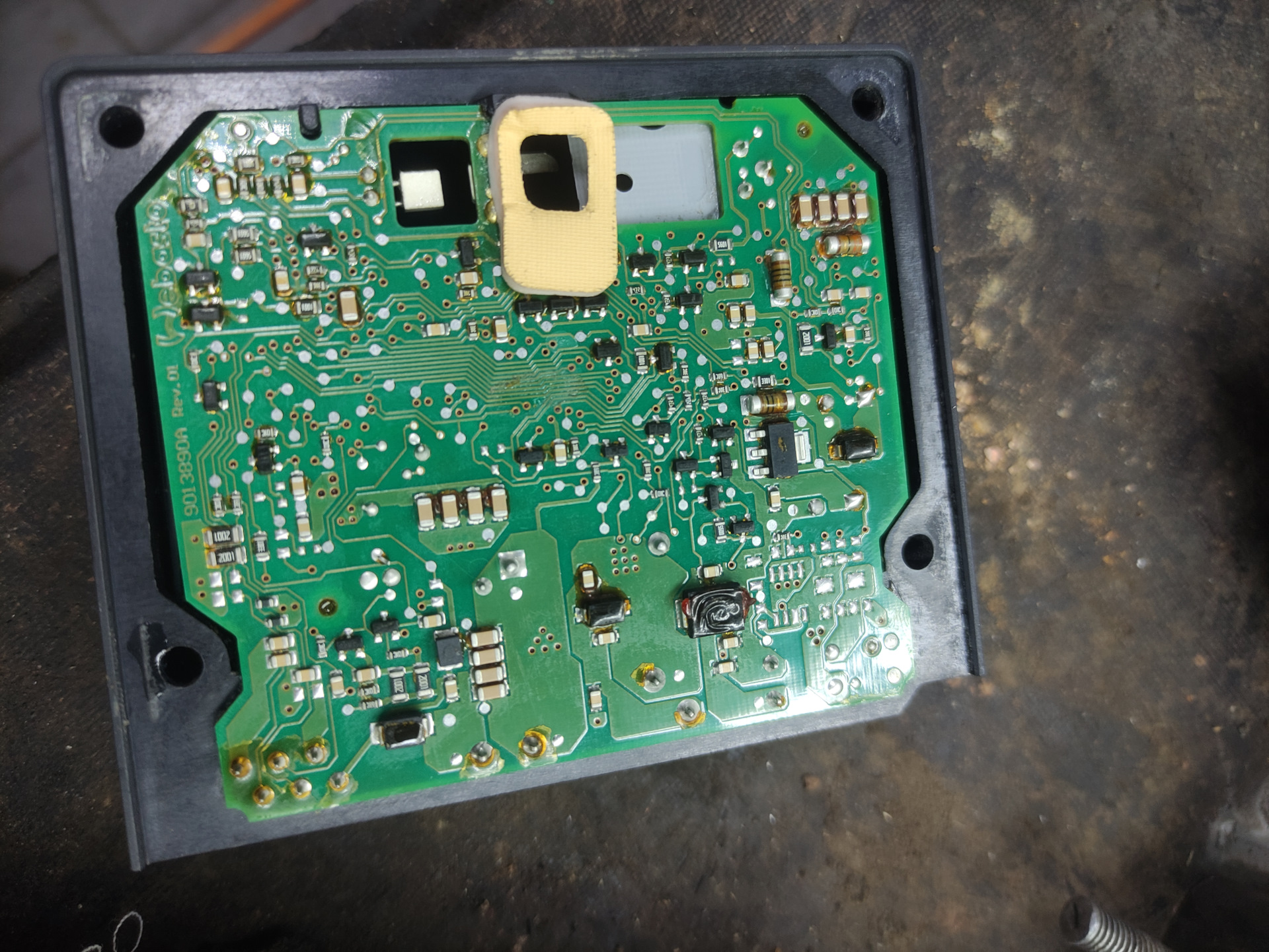 Модуль управления вебасто туарег 2008. Плата вебасто туарег 2008. Пропаять блок управления вебасто. Плата вебасто туарег. Плата на вебасто туарег 2.