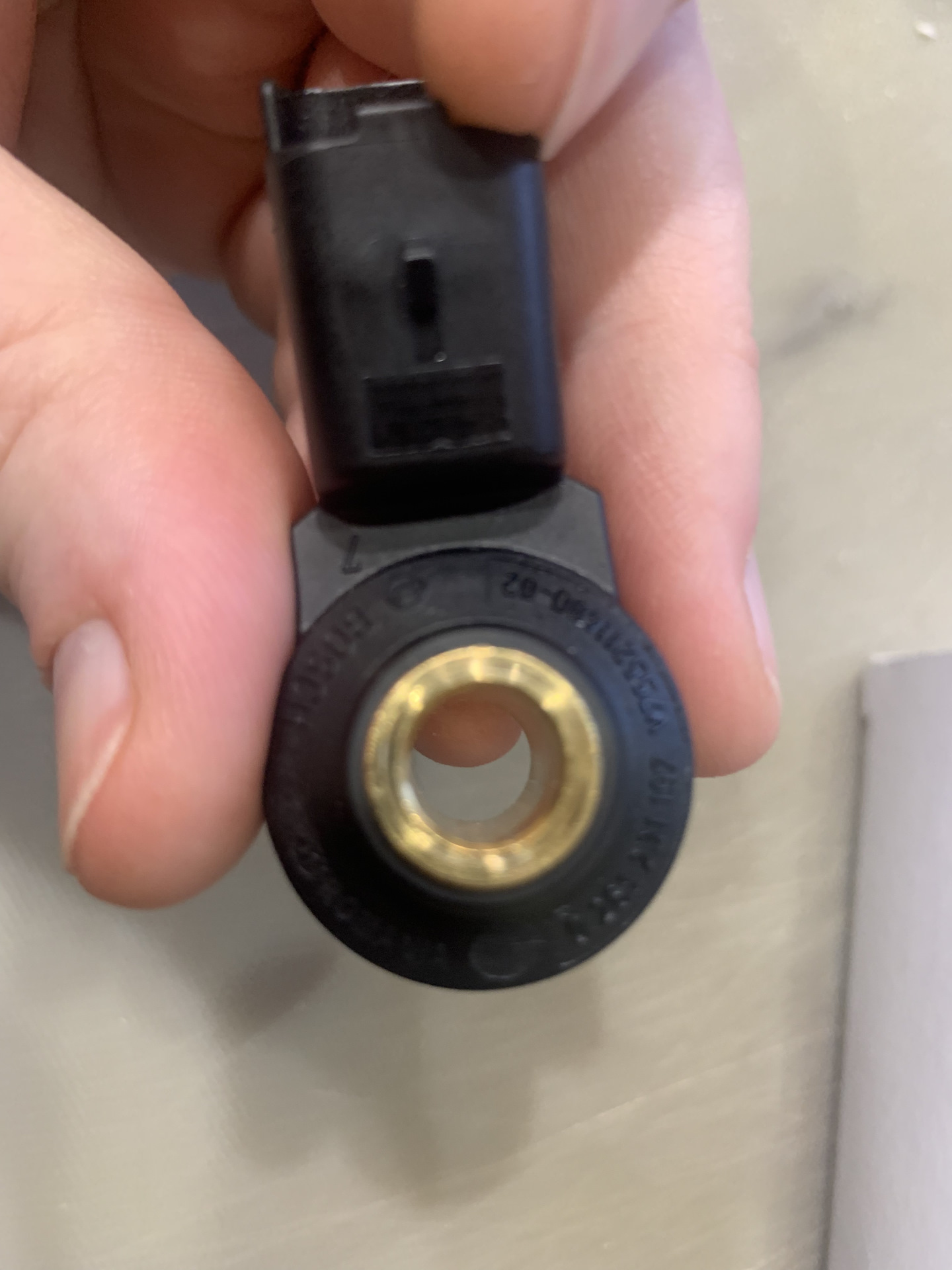 Замена датчика детонации — BMW 1 series (F21), 1,6 л, 2012 года