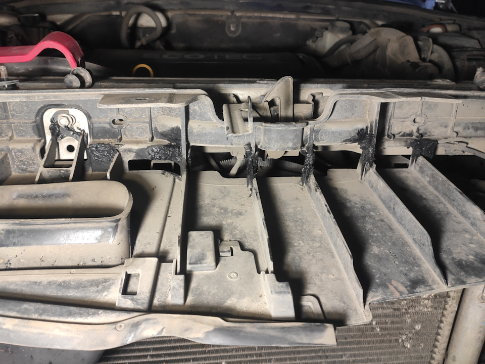 Стало смотреться страшнее, но зато теперь держится. — Chevrolet Cruze (1G)