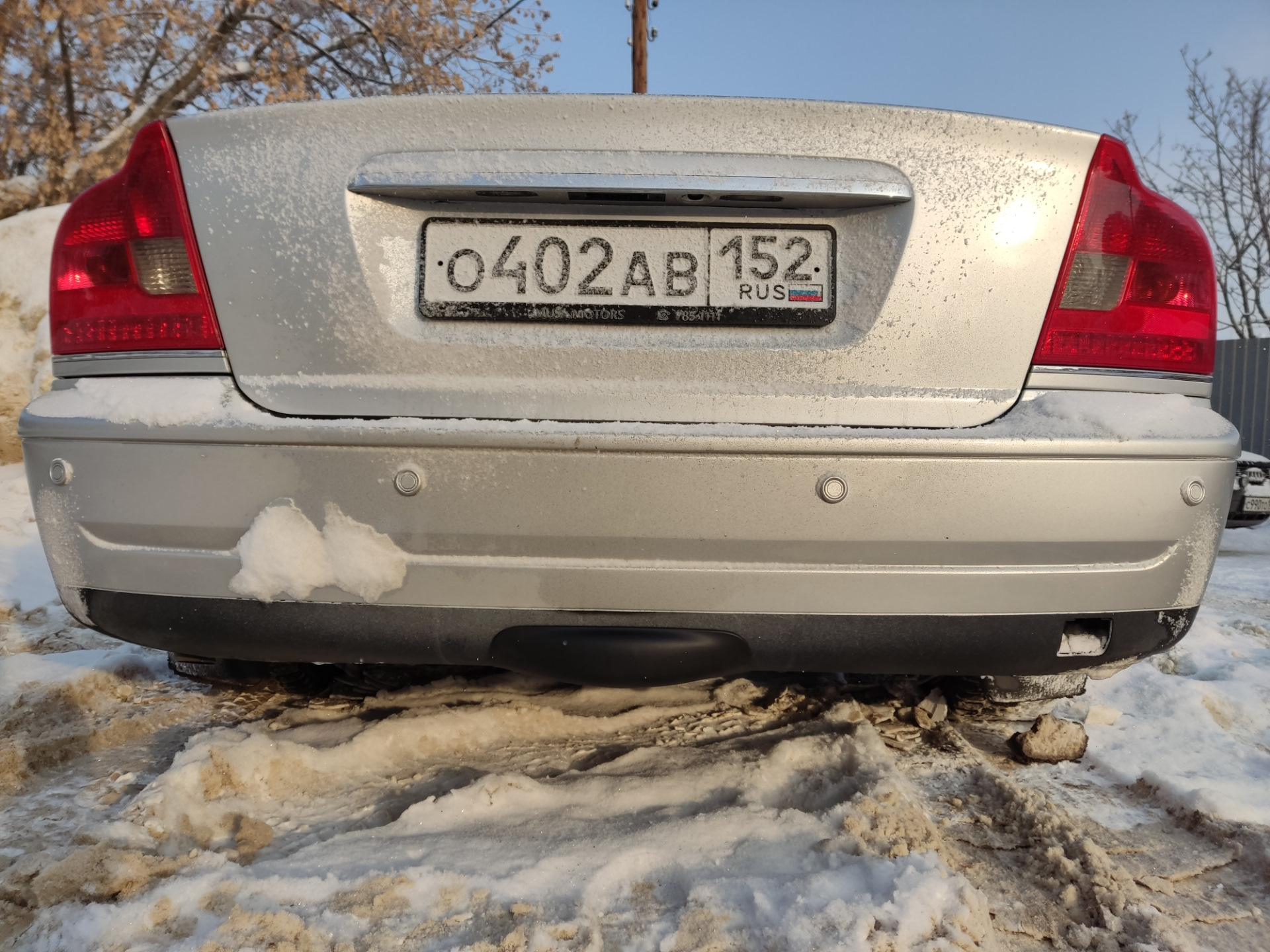 Заглушка фаркопа — Volvo S80 (1G), 2,5 л, 2004 года | аксессуары | DRIVE2