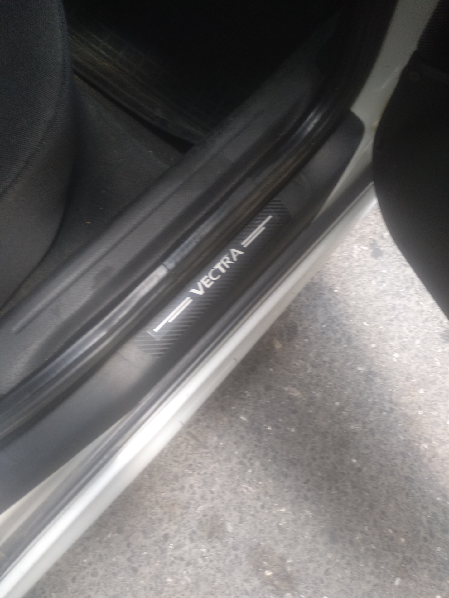 Наклейки на пороги. — Opel Vectra B, 1,8 л, 2000 года | стайлинг | DRIVE2