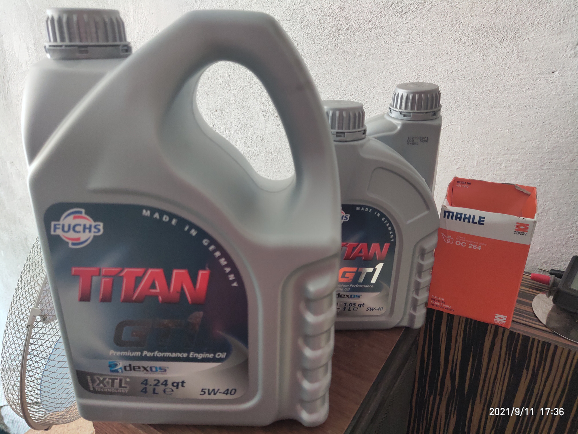 Замена масла…Fuchs Titan GT1 5w40 — Skoda Octavia Combi A5 Mk2, 1,6 л ...