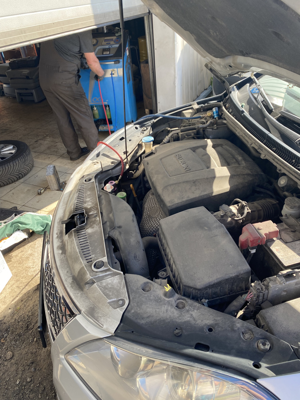 Замена фриона в кондиционере. — Suzuki Kizashi, 2,4 л, 2010 года ...