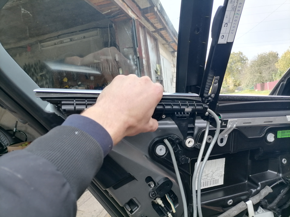 Фото в бортжурнале BMW 7 series (E65/E66)