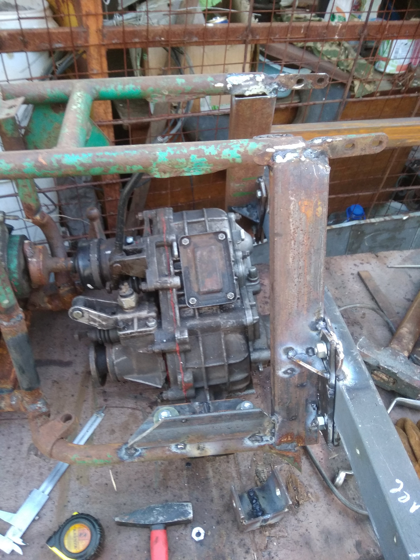 Переломка с раздаткой нива. Трактор переломка раздатка нива. Переломка с раздаткой нива. Переломка с раздаткой нива. Мини трактор переломка с раздаткой.