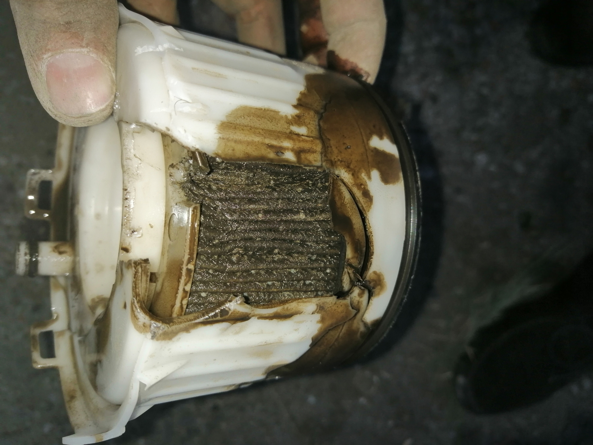 Замена топливного фильтра. Мазда CX-7. - BTuning на DRIVE2