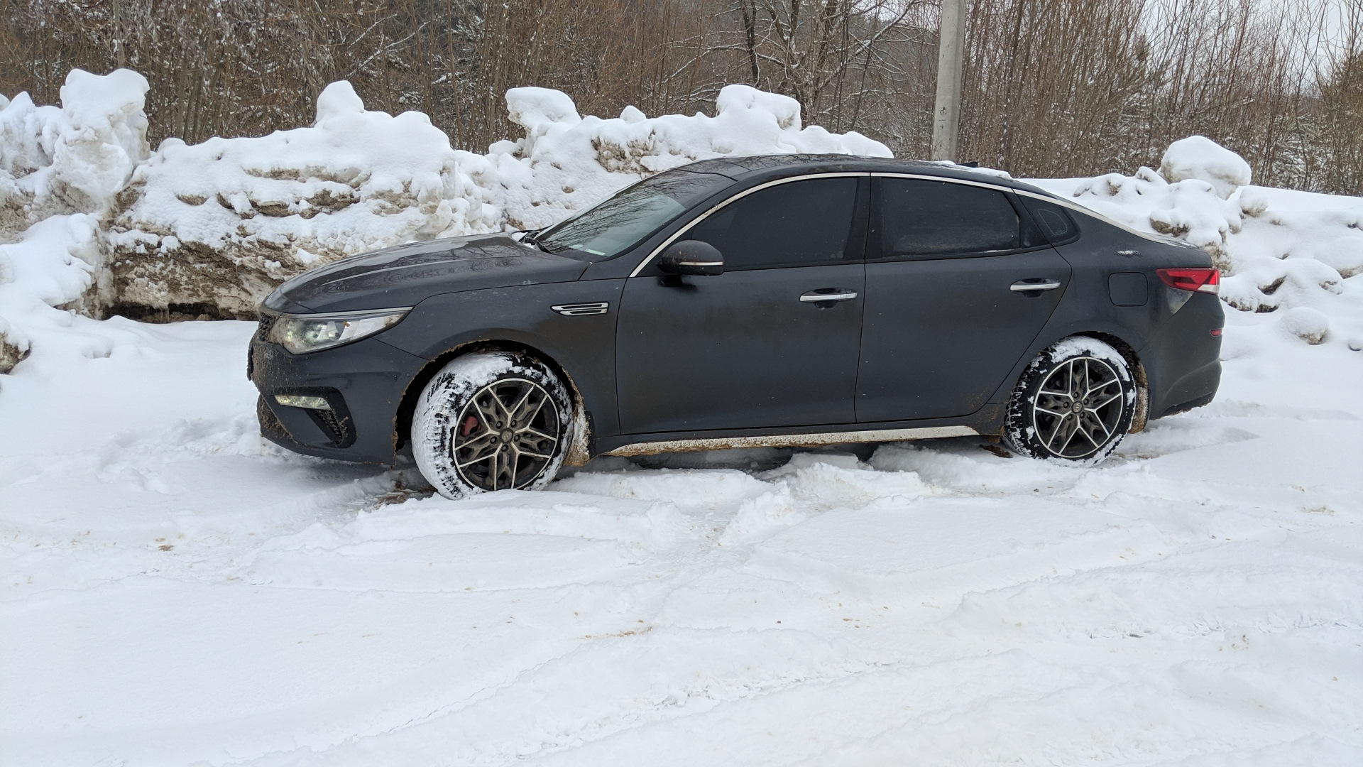 R19 зима. Kia Optima Grey 2014 зимой. Зимняя резина кия Оптима. Kia Optima Rezin. Киа Оптима на 17 колеса на зиму.