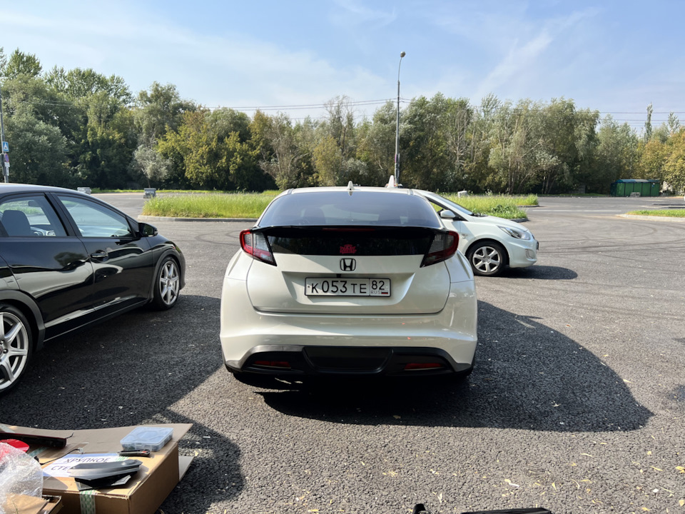 Фонари от рестайлинга — Honda Civic Hatchback (9G)