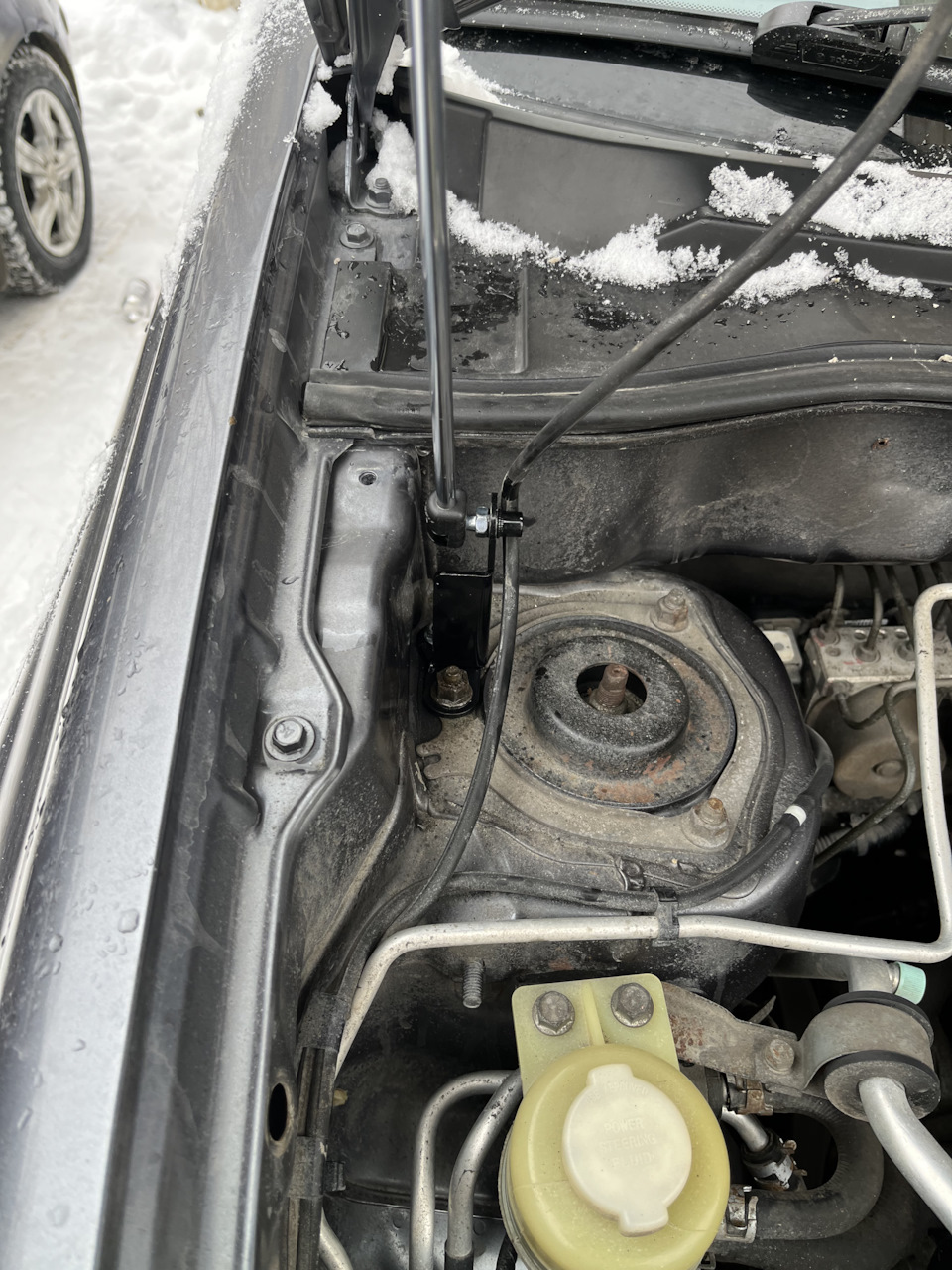 Колпаки от восьмерки — Mitsubishi Outlander (1G), 2,4 л, 2008 года ...