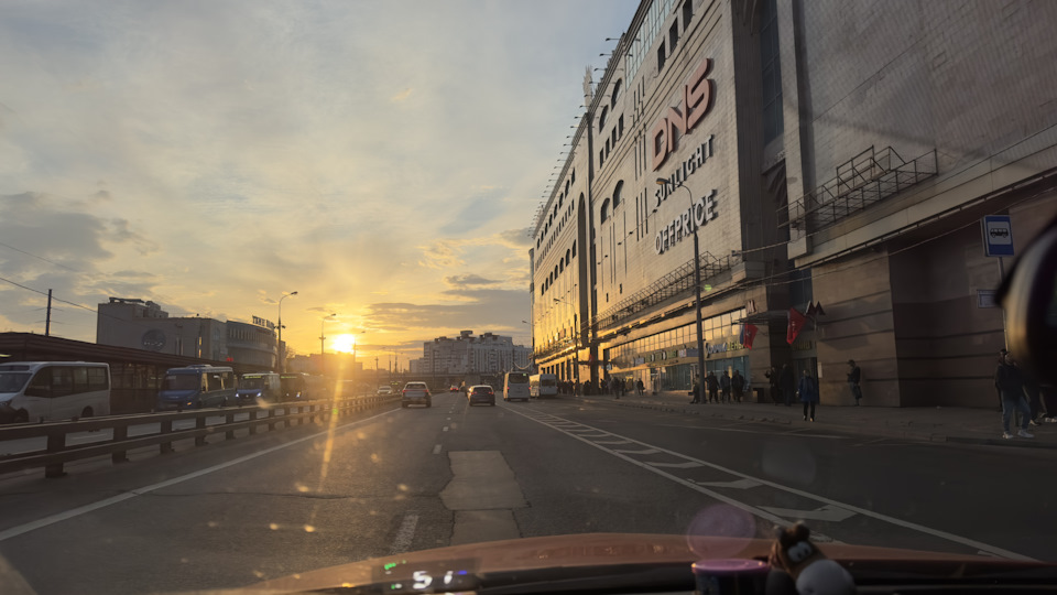 Застал закат в любимом районе — Opel Insignia (1G)