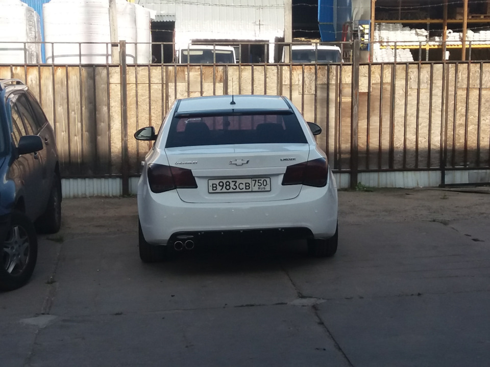 Задний диффузор на бампер — Chevrolet Cruze (1G), 1,6 л, 2010 года ...