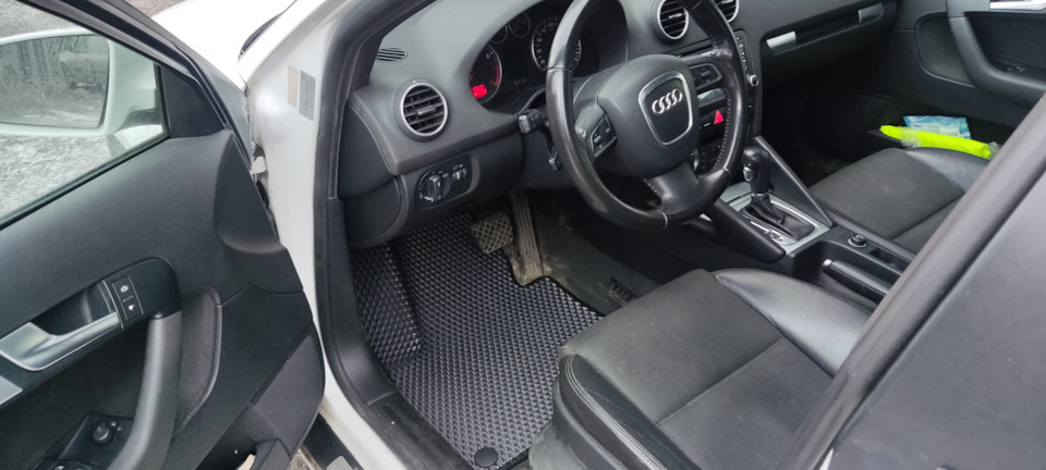 Photo from the logbook Audi A3 (8P)