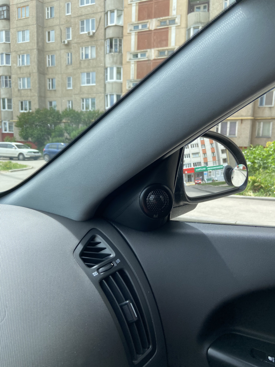 Уголки под пищалки — KIA Ceed (1G), 1,6 л, 2007 года | автозвук | DRIVE2
