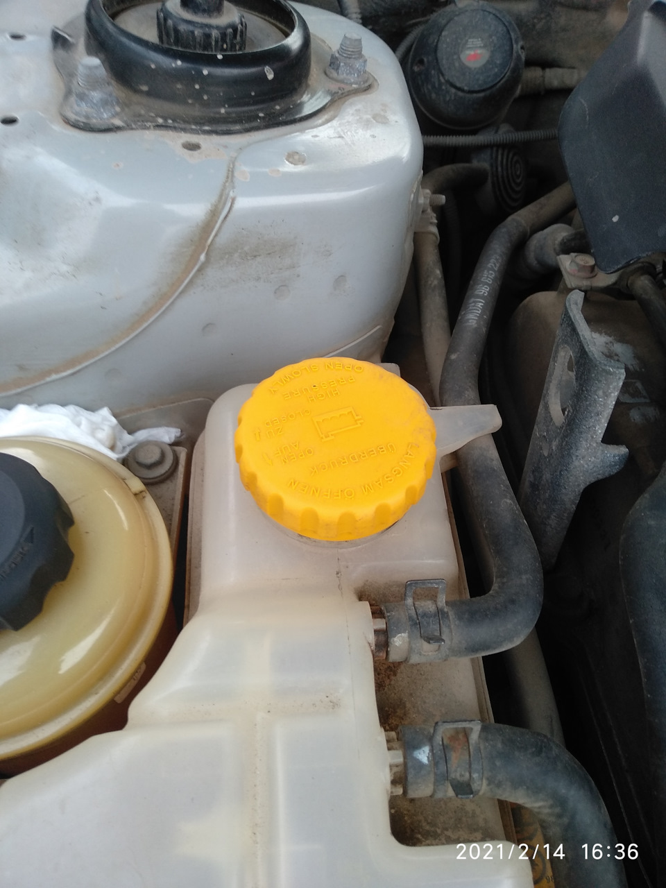 Поставил пока что не оригинал, так как оригинальная будет ехать два месяца, пока что жду) — Chevrolet Epica