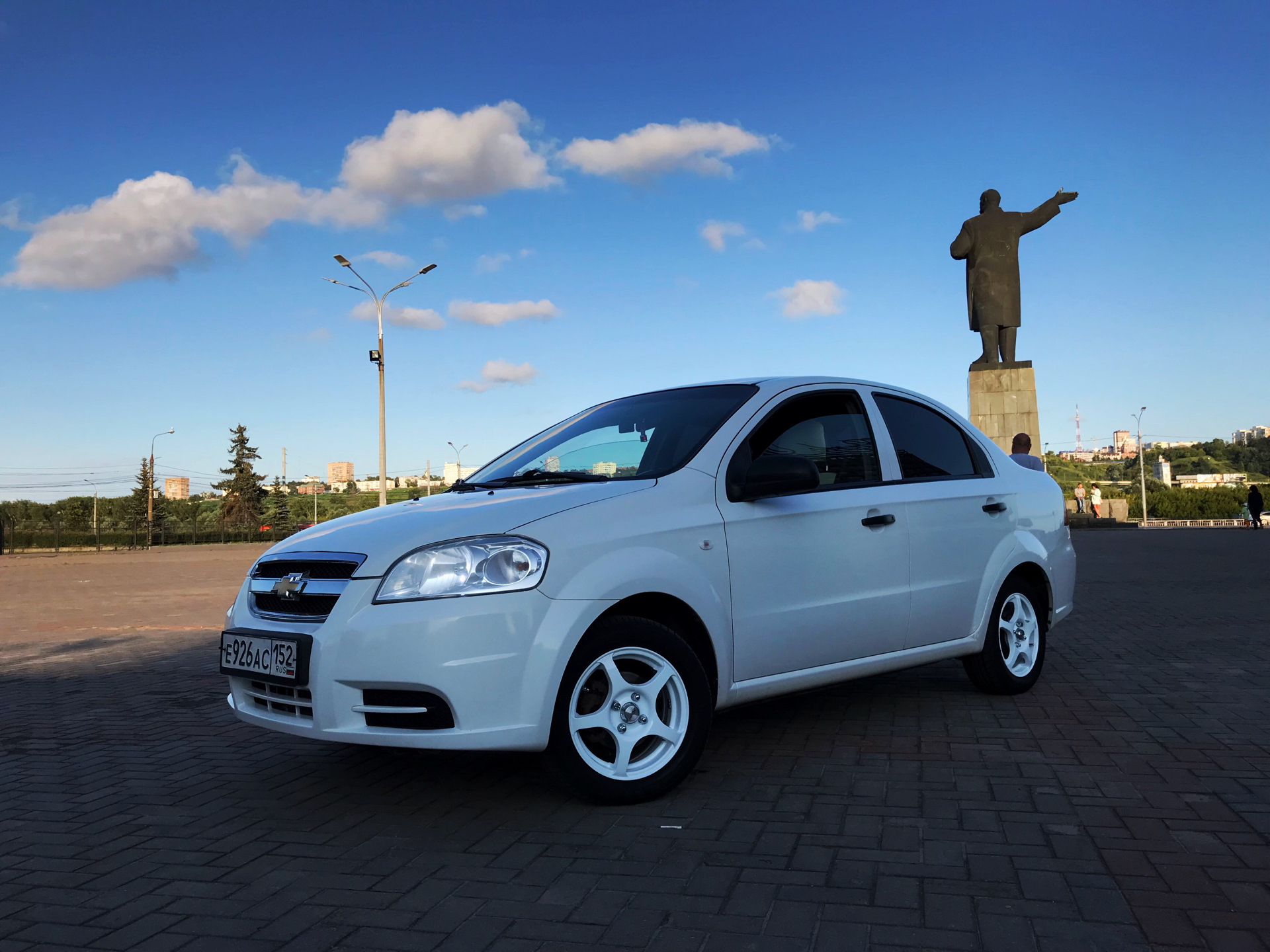 Диски шевроле авео. Шевроле Авео r14. Шевроле Авео 1.2 седан. Шевроле Авео 2022. Aveo sedan 1g.