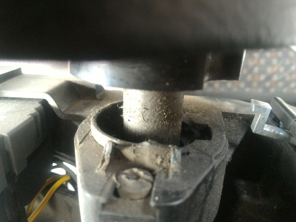 Почему не отщелкивается поворотник? — Renault 19, 1,8 л, 1990 года ...