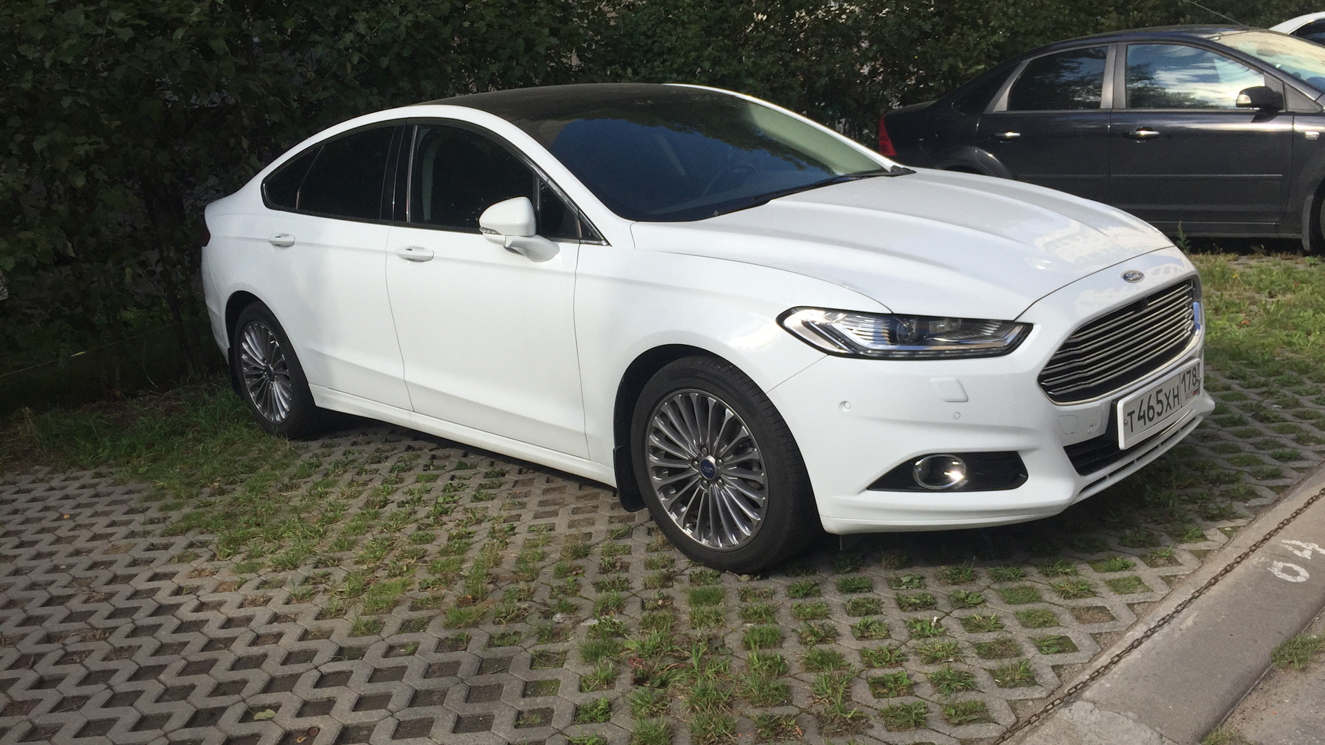 Форд мондео 2.5. Ford Mondeo 5 2.5. Ford Mondeo 5 Titanium. Форд Мондео 5 Титаниум. Ford Mondeo Titanium 2.5.