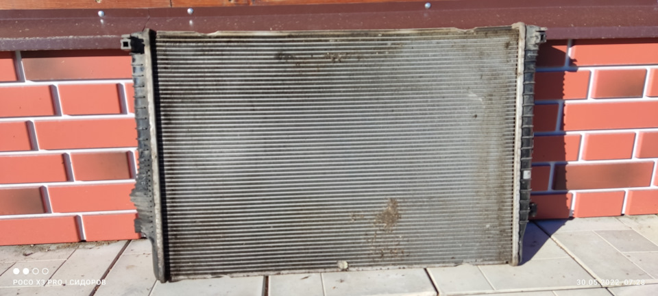 Октавия а7 1.8 л. 180 л. с. Снимаем радиатор охлаждения. Морду ...