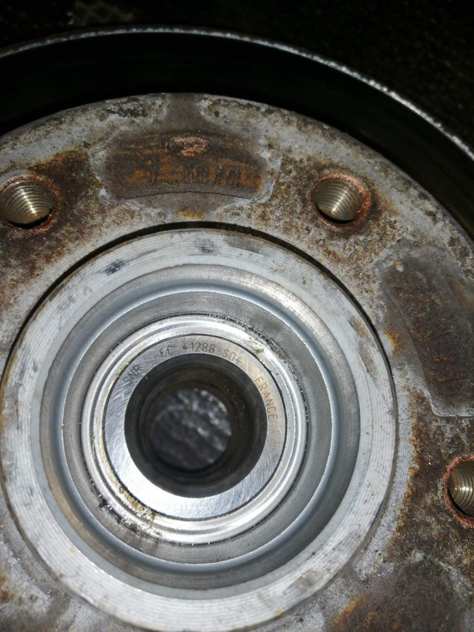 Замена задних тормозных дисков и колодок — Renault Megane IV, 1,5 л ...