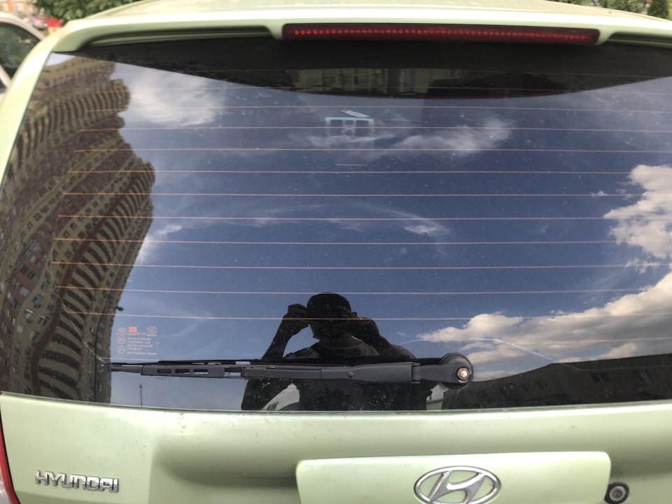 Замена заднего дворника — Hyundai Getz, 1,4 л, 2008 года | аксессуары ...