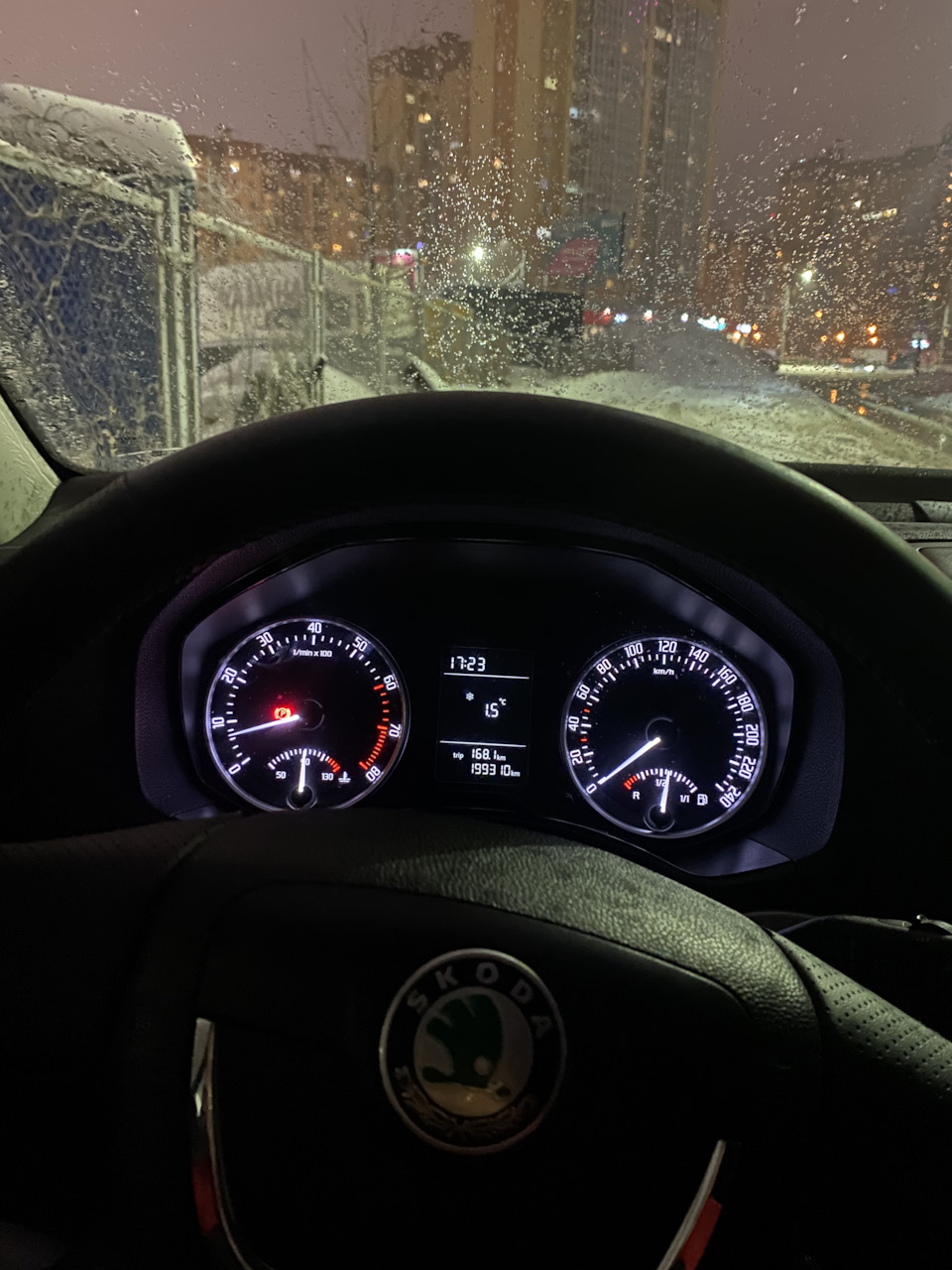 200000 — Skoda Octavia A5 Mk2, 1,6 л, 2012 года | поломка | DRIVE2