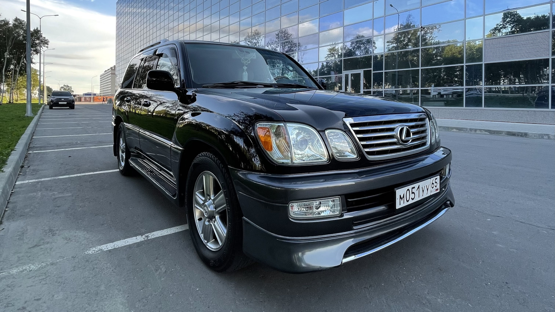 Lexus LX (UZJ100) 4.7 бензиновый 2006 | 470 R1-AT на DRIVE2