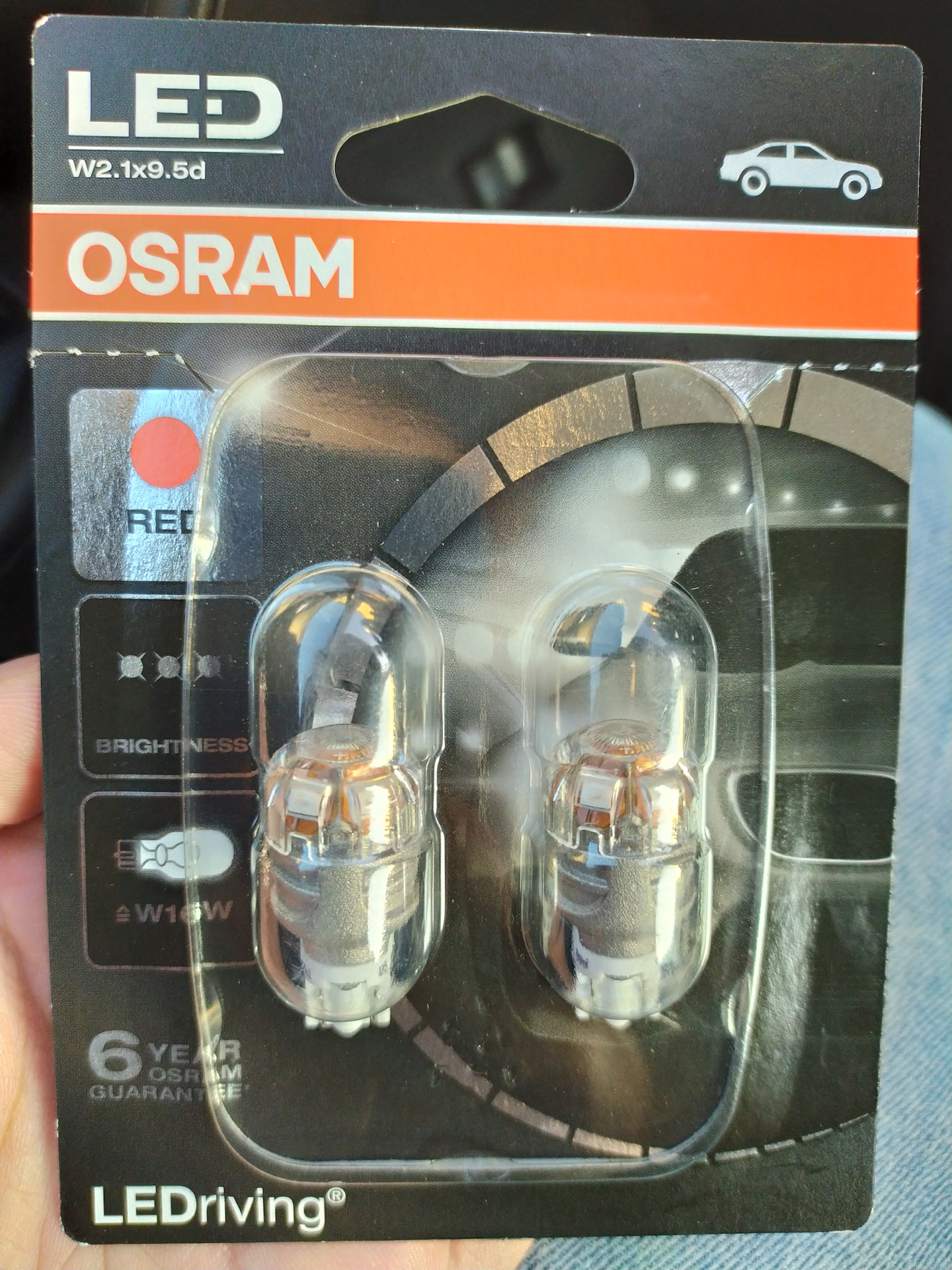 Лампочка задних габаритов поло. Комплект Osram w5w светодиоды. Диоды лампы в задние фонари Осрам. Задний габарит поло седан лампочка w5w. Поло седан Рестайлинг лампы габариты задние w16w.
