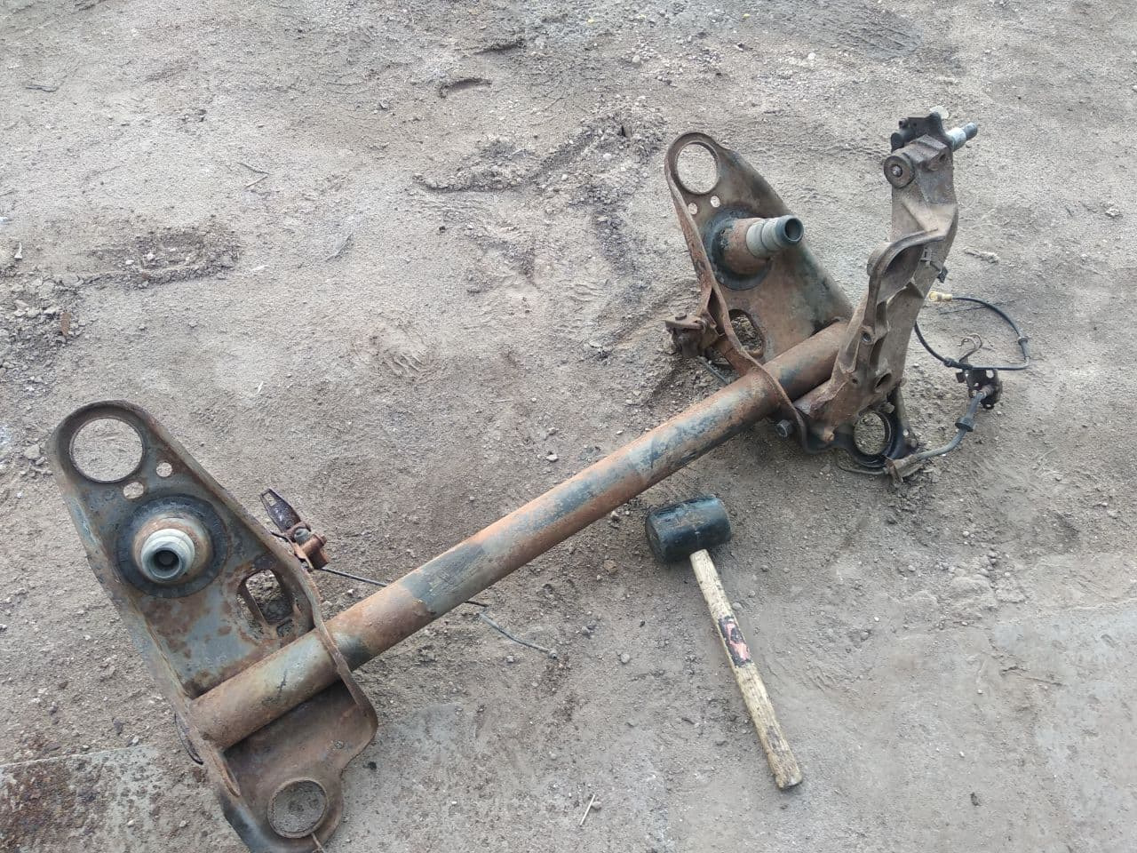 Ремонт задней балки, замена сайлентблоков и подшипников — FIAT Palio ...